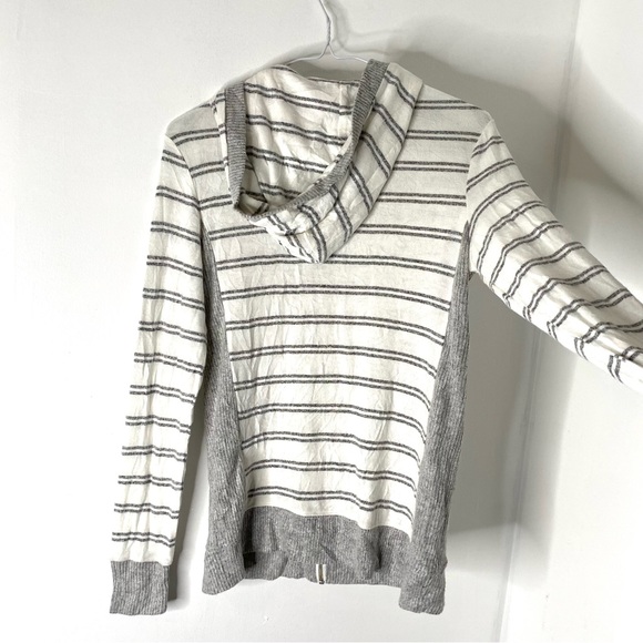 Market & Spruce Striped Zip Up Hooded Knit Sweater NWT - Picture 5 of 10